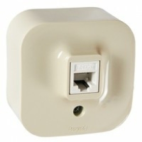 Розетка интернет, RJ45 CAT5 - слоновая кость, Legrand Quteo